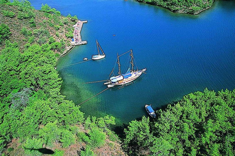 wooden gulet boats along the Turkish Riviera